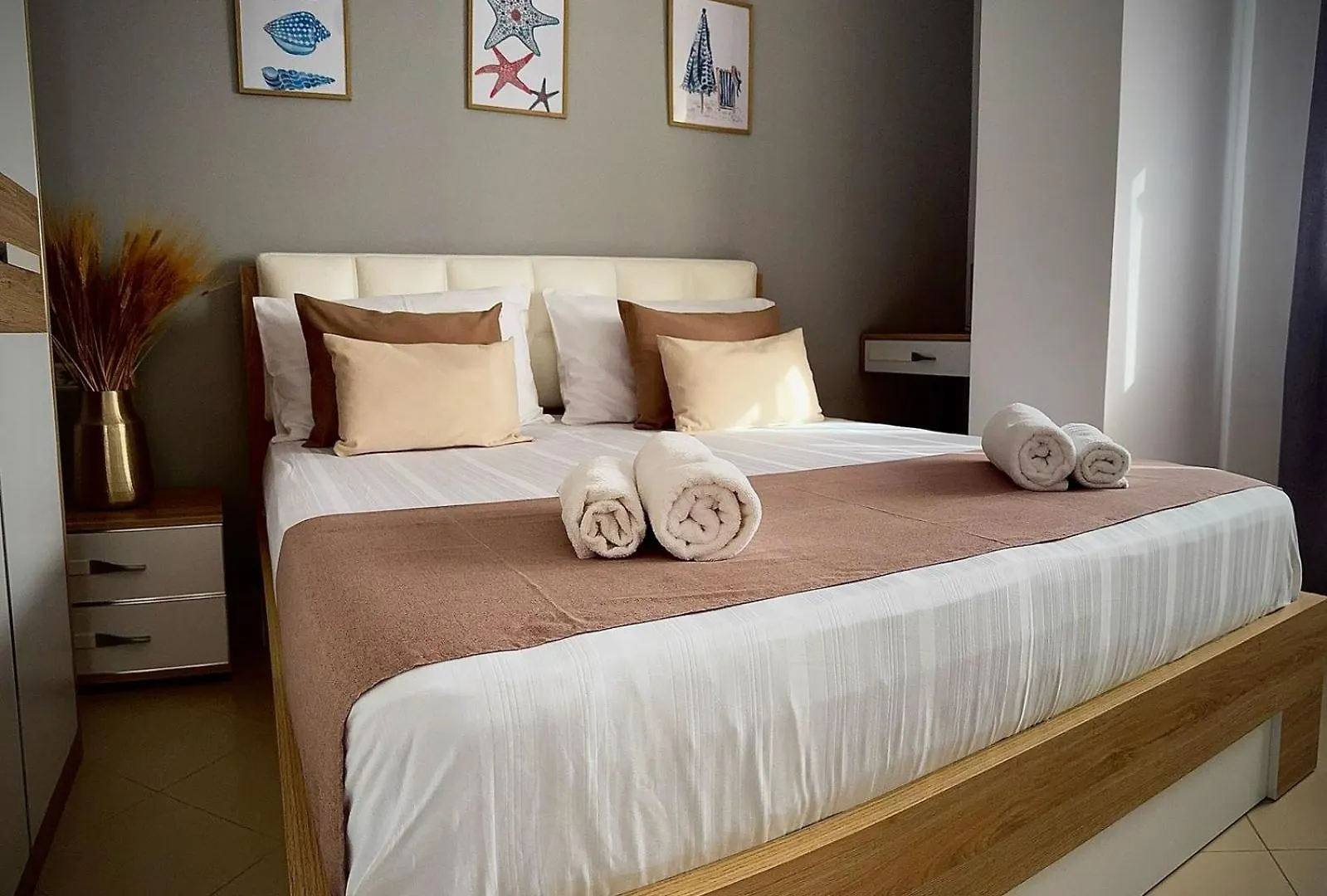 Hotel Endy Apartaments Orikum